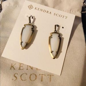 Kendra Scott Katelyn earrings.